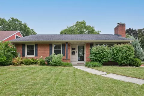 10363 W Woodward, Wauwatosa, WI 53222
