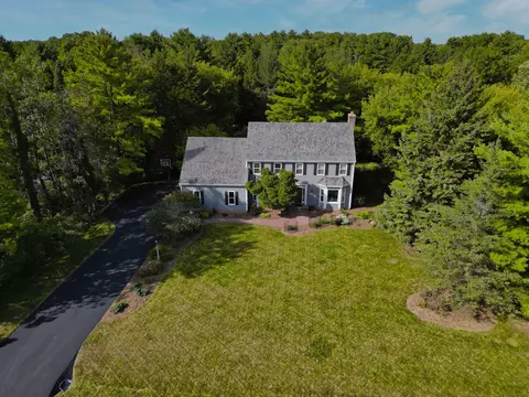 389 Juniper, Delafield, WI 53018