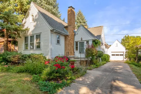 2538 N 66th, Wauwatosa, WI 53213