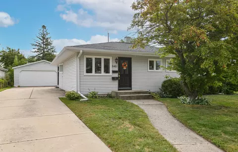 8421 21st, Kenosha, WI 53143