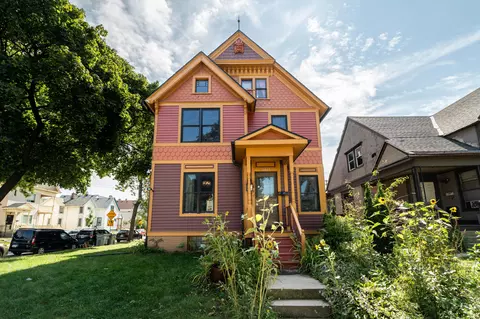3405 W Saint Paul, Milwaukee, WI 53208