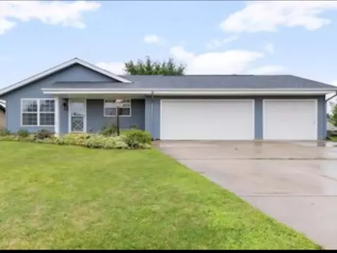 6025 Randal, Racine, WI 53402