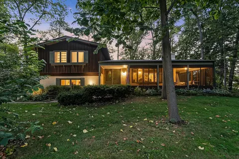 4135 Woodbury, Mount Pleasant, WI 53405