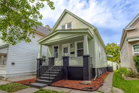 3756 E Pulaski, Cudahy, WI 53110