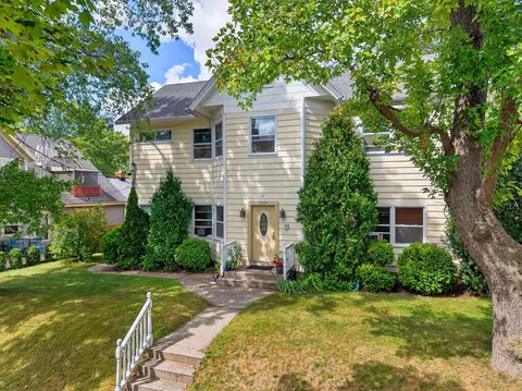1710 E Pryor, Milwaukee, WI 53207