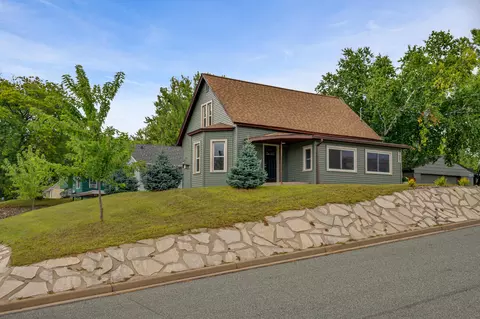 1003 Green, Onalaska, WI 54650