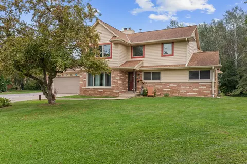 4460 N 158th, Brookfield, WI 53005