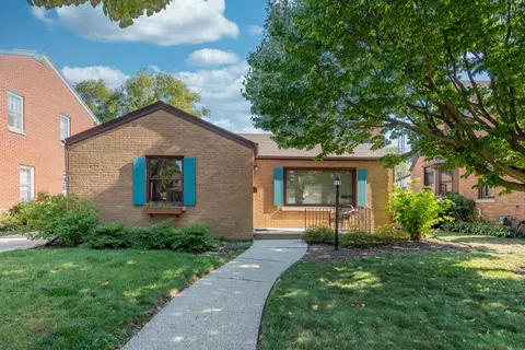 2557 Lincoln, Kenosha, WI 53143