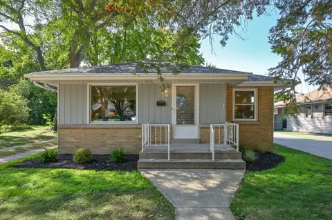 3669 S Quincy, Milwaukee, WI 53207