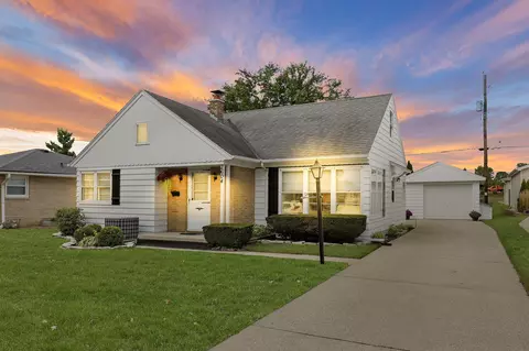 2604 Virginia, Racine, WI 53405