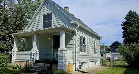 1317 Hayes, Racine, WI 53405