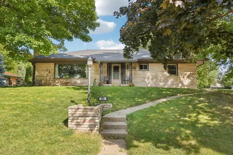 605 Labaree, Watertown, WI 53098