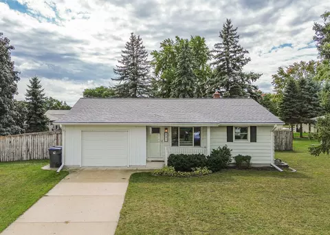 847 Wisconsin, Oostburg, WI 53070