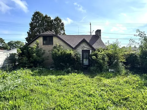 5246 N 26th, Glendale, WI 53209