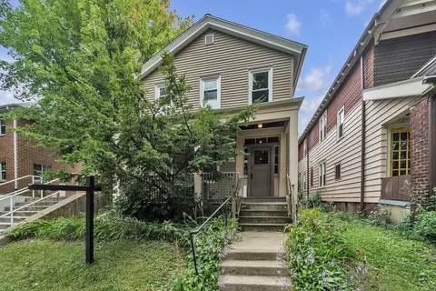 2920 N Bartlett, Milwaukee, WI 53211