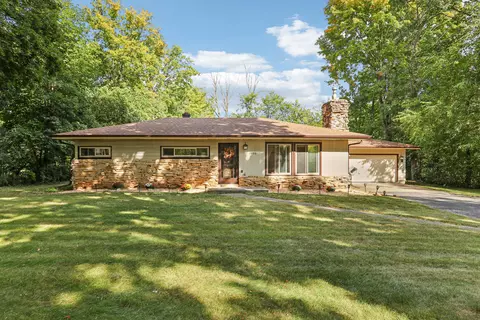 2600 Brookside, Brookfield, WI 53005