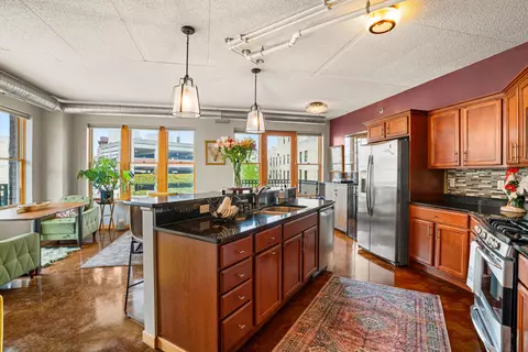 102 N Water #401, Milwaukee, WI 53202