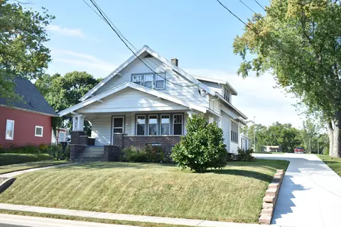 30 W W Ctr, Cedar Grove, WI 53013