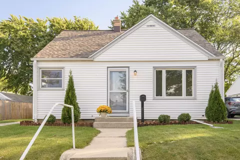 6503 W Fremont, Milwaukee, WI 53219