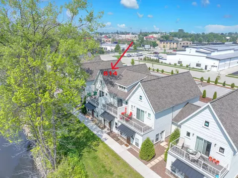 818 N 15th #B, Sheboygan, WI 53081