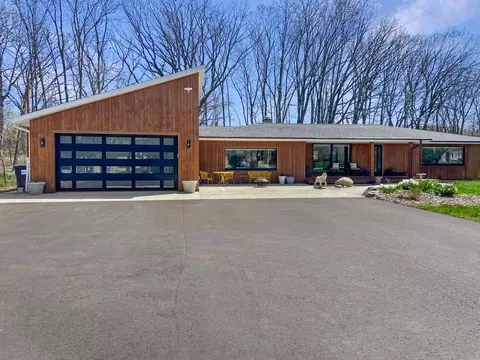 1311 41st, Somers, WI 53144