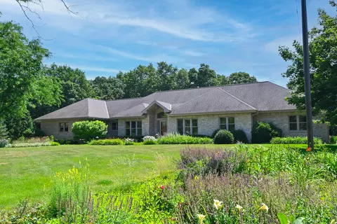 n87w27165 Perennial, Hartland, WI 53029