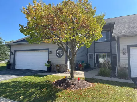 5341 S Hidden, Greenfield, WI 53221