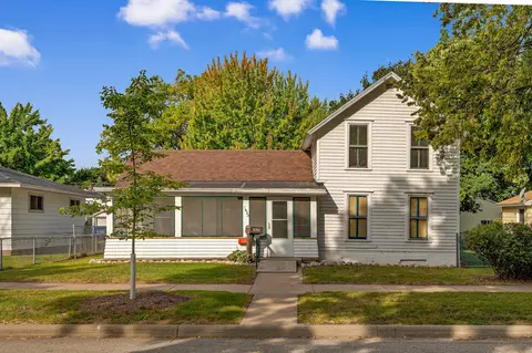 1633 Liberty, La Crosse, WI 54603