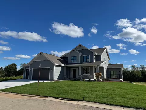 s54w25403 Pebble Brk, Waukesha, WI 53189