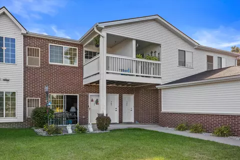 2825 11th #705, Somers, WI 53140