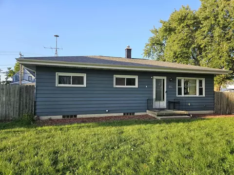 902 Columbia, South Milwaukee, WI 53172