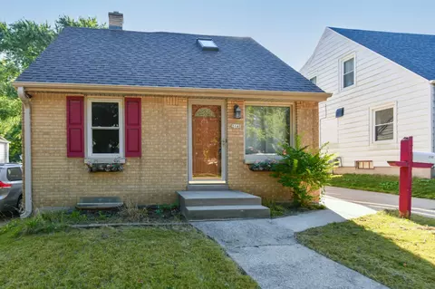 2140 S 98th, West Allis, WI 53227