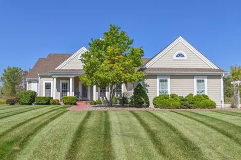 2275 Brookside, Jackson, WI 53037