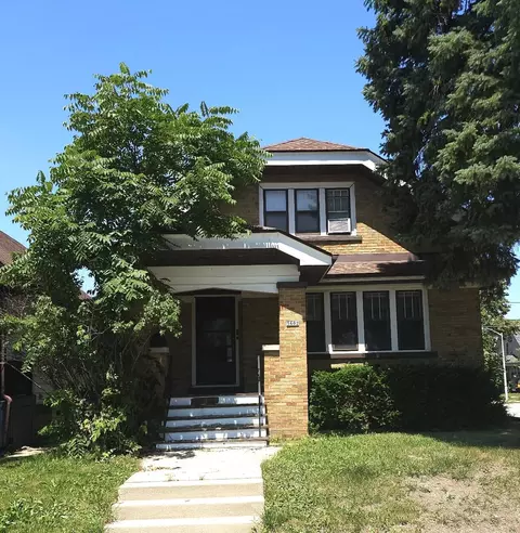 5602 W Rogers, West Allis, WI 53219