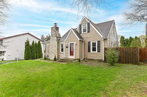 2721 S 76th, West Allis, WI 53219