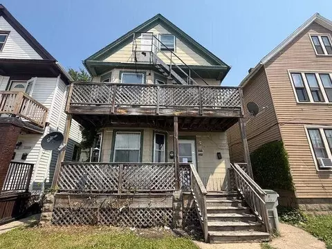 2370 S 18th, Milwaukee, WI 53215