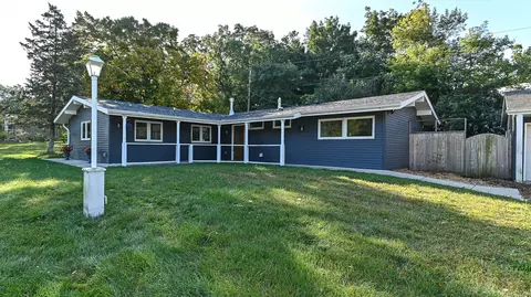 6727 Lincolnshire, Mount Pleasant, WI 53403