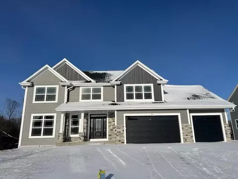 935 Kohlwey, Grafton, WI 53024