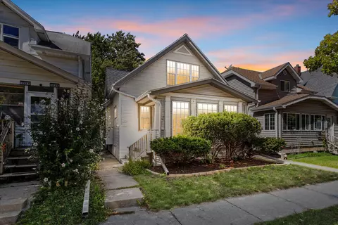 1321 S 73rd, West Allis, WI 53214