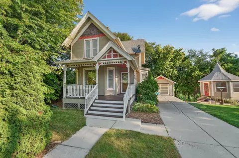 409 E Lk, Lake Mills, WI 53551