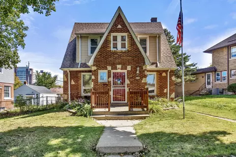 3136 S 33rd, Milwaukee, WI 53215