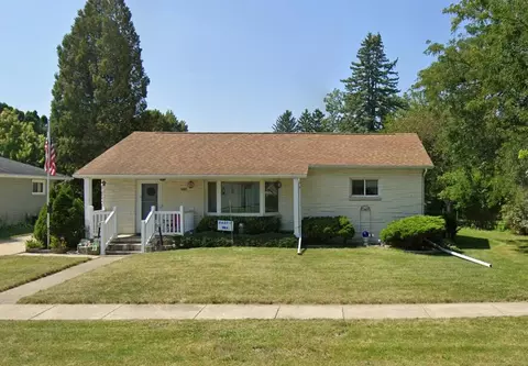 1522 River, Watertown, WI 53094