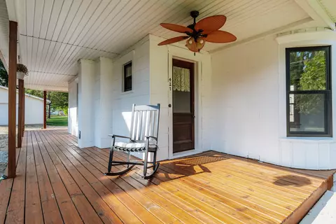 427 E Madison, Milton, WI 53563