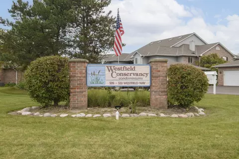 533 Westfield #C, Pewaukee, WI 53072