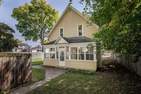 1422 Mississippi, La Crosse, WI 54601