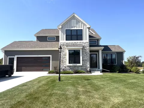 w151n11999 Mistletoe, Germantown, WI 53022