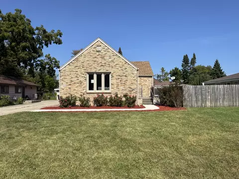 1410 Kremer, Racine, WI 53402
