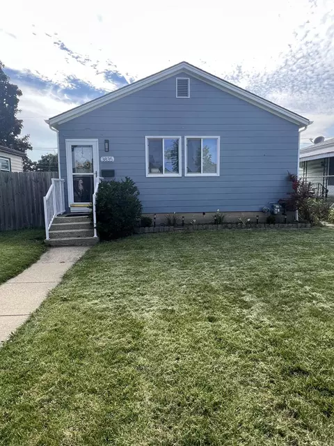 3835 S 17th, Milwaukee, WI 53221