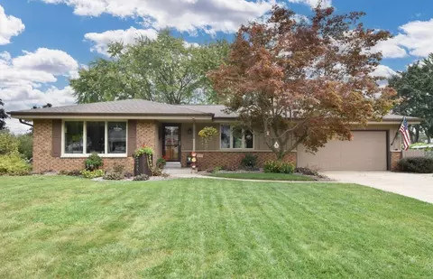 7920 S S Msn, Franklin, WI 53132