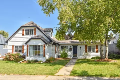 3658 S 85th, Milwaukee, WI 53228